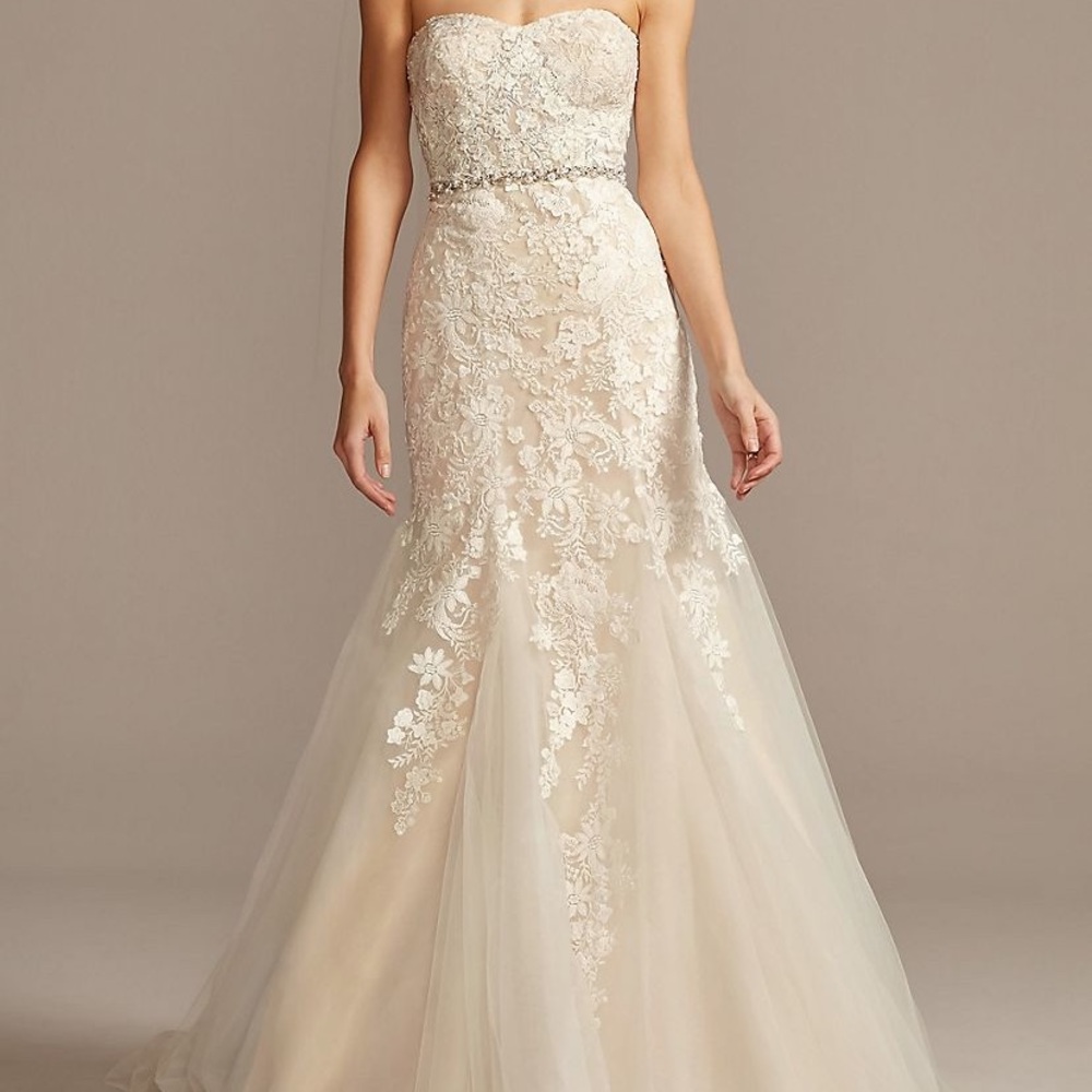 Floral Beaded Lace & Tulle Mermaid Wedding Dress